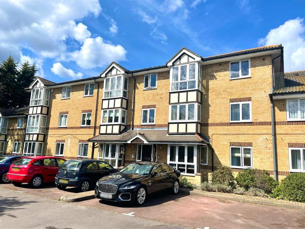 Edison Road, Welling, Kent, DA16 1 bed apartment to rent - £1,350 pcm ...