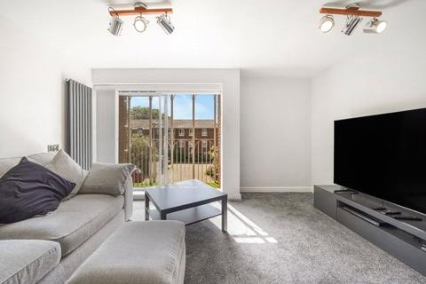 1 bedroom apartment for sale, Cavell Drive, Enfield EN2