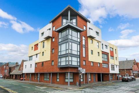 2 bed flat/apartment for rent in Winmarleigh Street, Warrington, WA1