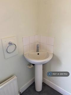 1 bedroom in a house share to rent, Hale Lane, London, NW7