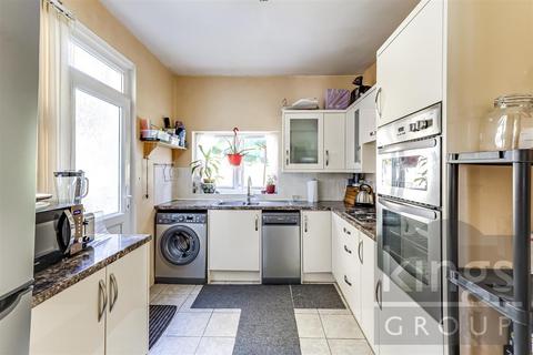 2 bedroom terraced house to rent, Pretoria Road North, Edmonton, N18