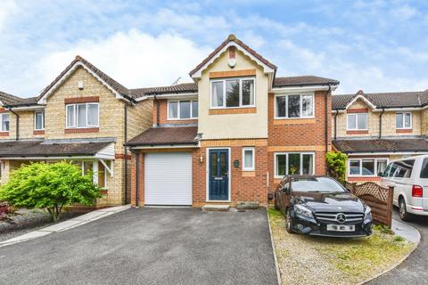 4 bedroom detached house for sale, Oak Road, Chippenham