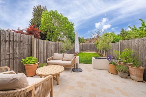 3 bedroom terraced house for sale, Croft Road, Bromley BR1