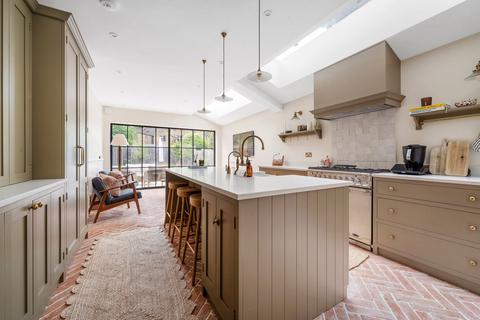 3 bedroom terraced house for sale, Croft Road, Bromley BR1