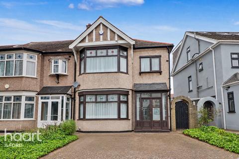 Lynton Crescent, Ilford