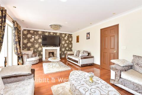 4 bedroom detached house for sale, London Road, Sayers Common BN6