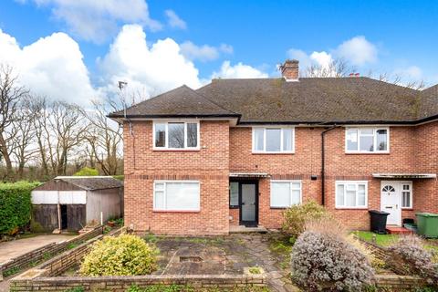 Collier Close, Ewell