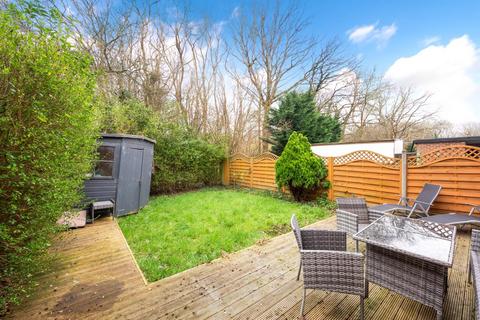 2 bedroom maisonette for sale, Collier Close, Ewell