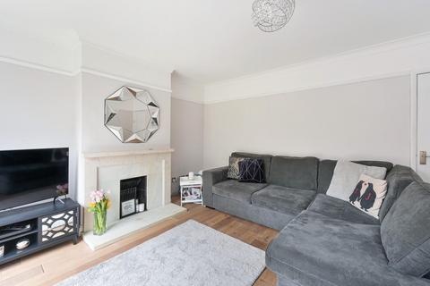 2 bedroom maisonette for sale, Collier Close, Ewell
