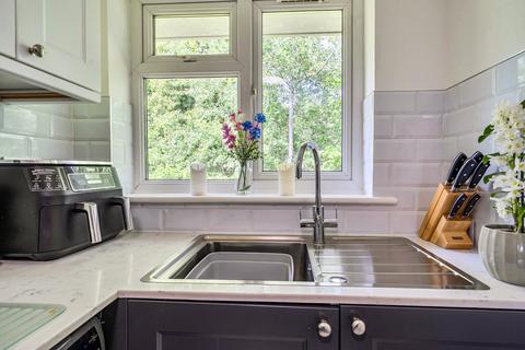 undefined, Sullivan Close, Farnborough, Hampshire, GU14
