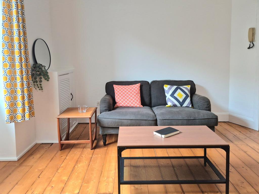 House in Edinburgh, Leith - View 3
