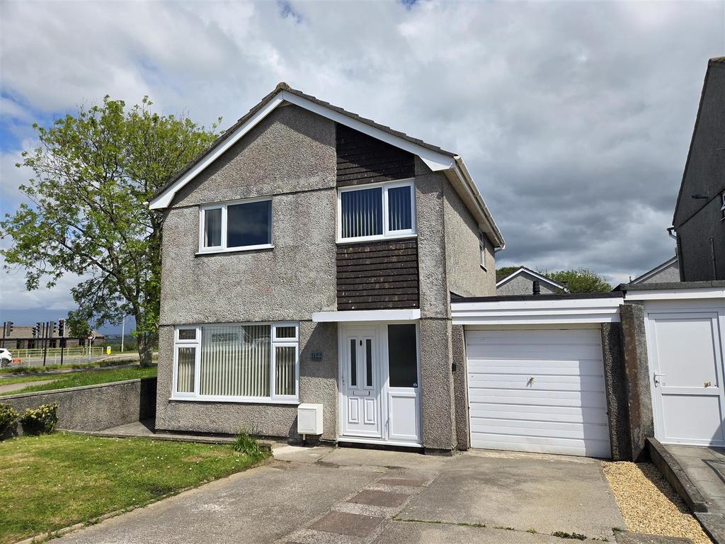 Threemilestone 3 bed link detached house to rent - £1,600 pcm (£369 pw)