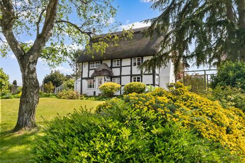 3 bedroom cottage for sale, Cranham Cottage, Moseley Road, Hallow, Worcester.  WR2 6NL