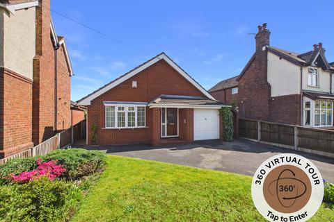 2 bedroom bungalow for sale, Elworth Road, Sandbach CW11