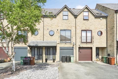 4 bedroom townhouse for sale, Keel Moorings, Rodley, Leeds