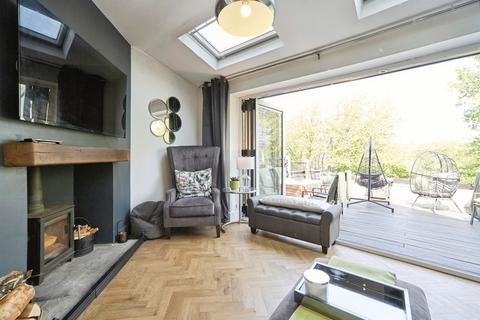 4 bedroom townhouse for sale, Keel Moorings, Rodley, Leeds