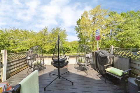 4 bedroom townhouse for sale, Keel Moorings, Rodley, Leeds