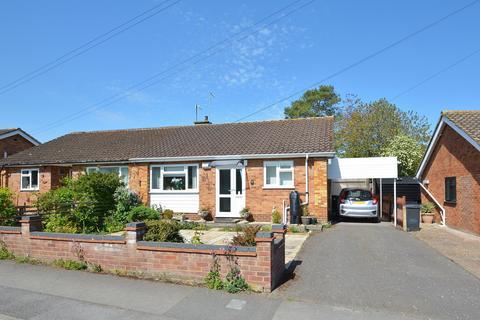 2 bedroom semi-detached bungalow for sale, Ludsden Grove, Thame