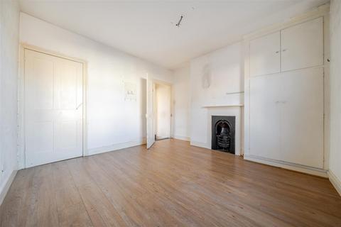 2 bedroom semi-detached house for sale, Onslow Road, Guildford