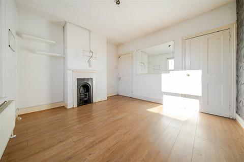 2 bedroom semi-detached house for sale, Onslow Road, Guildford
