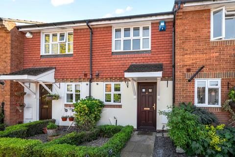 2 bedroom house for sale, Longboyds, Cobham, KT11