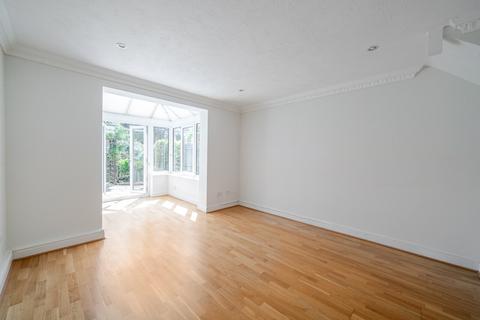 2 bedroom house for sale, Longboyds, Cobham, KT11