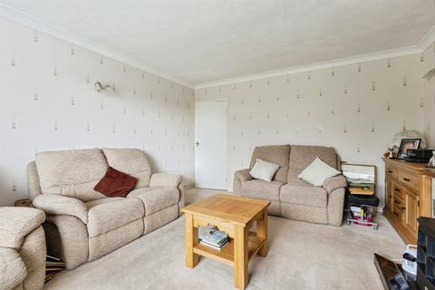 2 bedroom detached bungalow for sale, Taverham Road, Taverham, Norwich