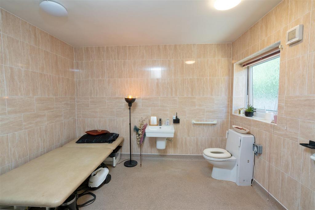 Wet room, wet room within property