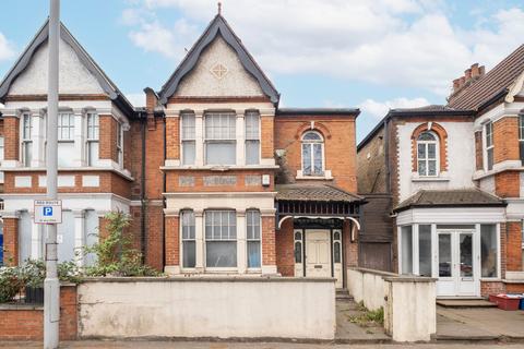 Cedars Road, London, W4