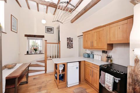 1 bedroom semi-detached house for sale, Church Street, Leominster