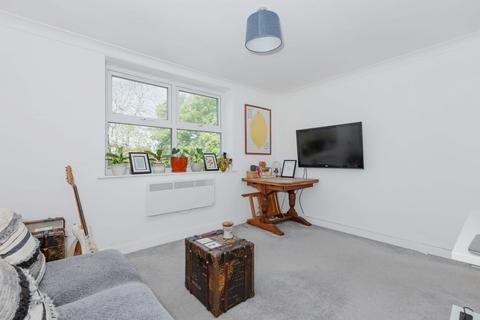 1 bedroom flat for sale, Broadwater Road, Worthing, BN14