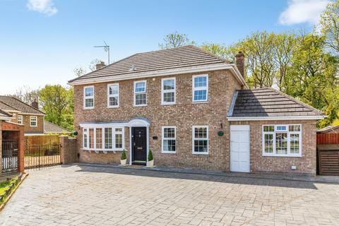 4 bedroom detached house for sale, Manitoba Close, Corby