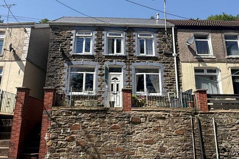 3 bedroom end of terrace house for sale, Pontycymer, Bridgend CF32