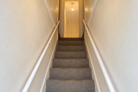 undefined, Hainault Road, Romford RM5