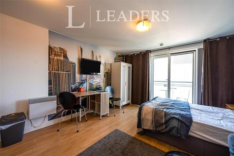 Studio to rent, The Roundhouse, Gunwharf Quays, PO1
