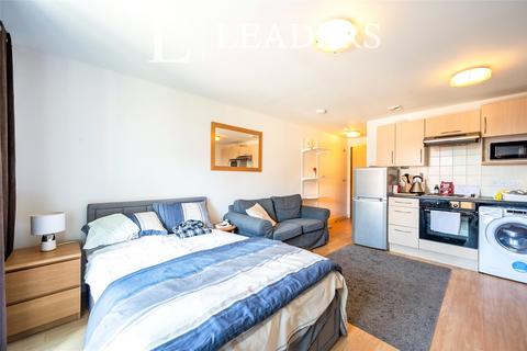 Studio to rent, The Roundhouse, Gunwharf Quays, PO1