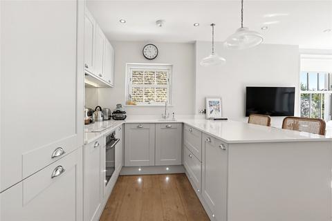 2 bedroom apartment for sale, Grove Park Gardens, London, United Kingdom, W4
