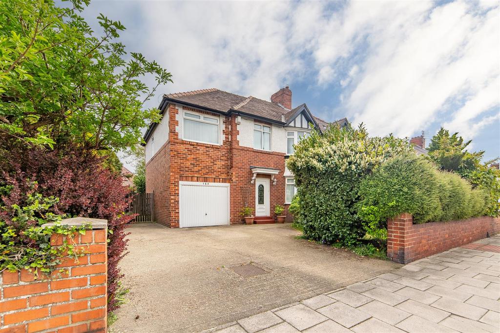Great North Road, Gosforth, NE3, Newcastle Upon Tyne