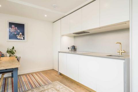 1 bedroom flat for sale, Fann Street, London EC2Y