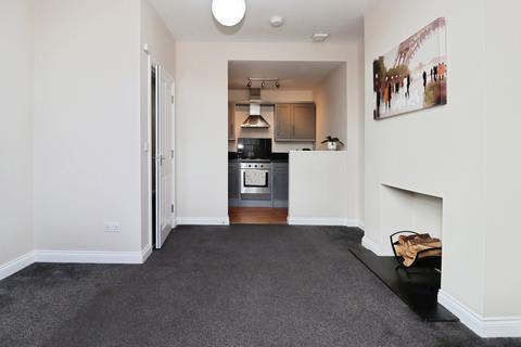 2 bedroom flat for sale, Hanham Road, Kingswood, Bristol, BS15