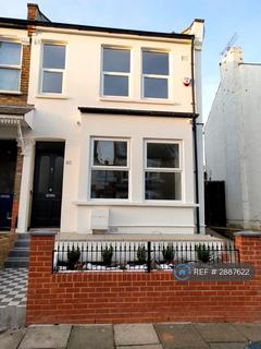 4 bedroom semi-detached house to rent, Hertford Road, London, N2