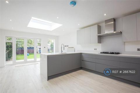 4 bedroom semi-detached house to rent, Hertford Road, London, N2