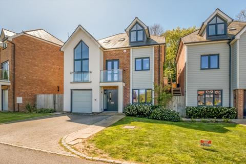 Croft Road, Westerham, Kent TN16
