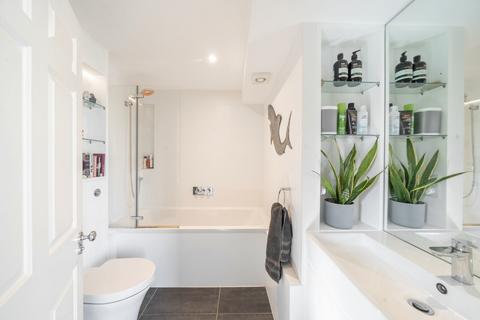 undefined, Alexandra Park Road, Muswell Hill, London, N10