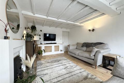 3 bedroom semi-detached house for sale, Pack Horse Close, Clayton West, Huddersfield, HD8 9LU