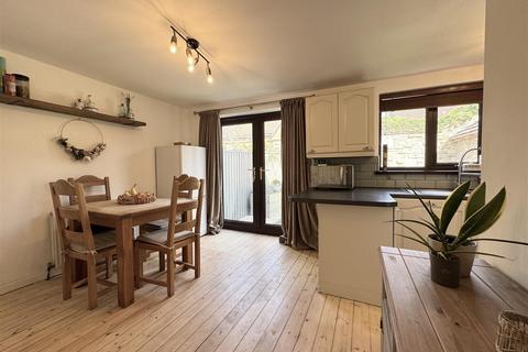 3 bedroom semi-detached house for sale, Pack Horse Close, Clayton West, Huddersfield, HD8 9LU