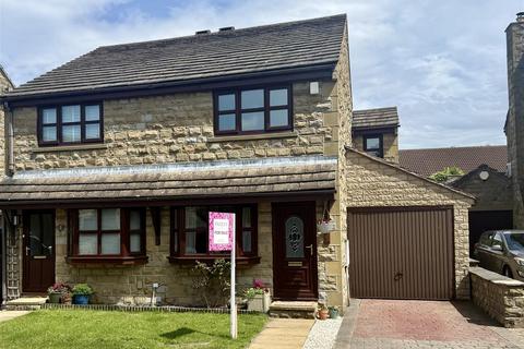 3 bedroom semi-detached house for sale, Pack Horse Close, Clayton West, Huddersfield, HD8 9LU