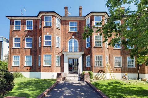 Queensborough Court, Finchley, London, N3