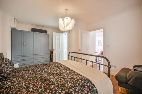 1 bedroom flat for sale, Eden Road, Walthamstow Village, London, E17
