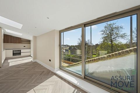 2 bedroom flat for sale, Old Kent Road London, London, SE1
